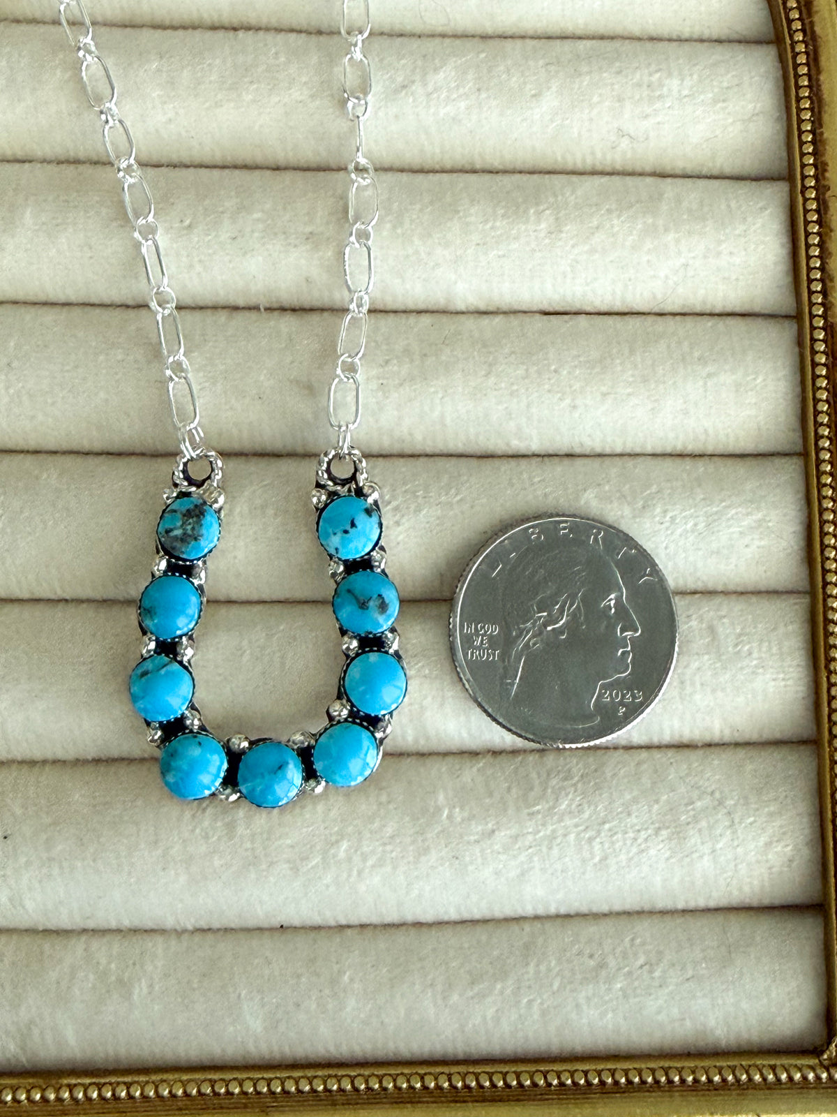 Native American Kingman Horseshoe Pendant Necklace 20"