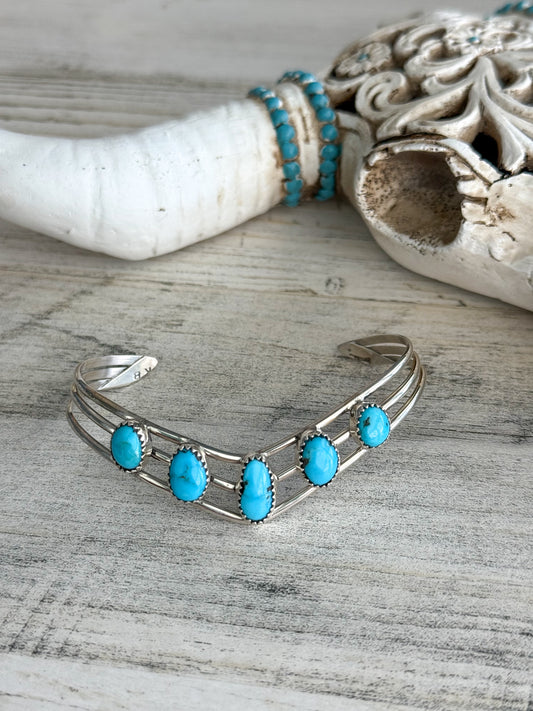 Native American Made Sleeping Beauty V-Cuff 7"