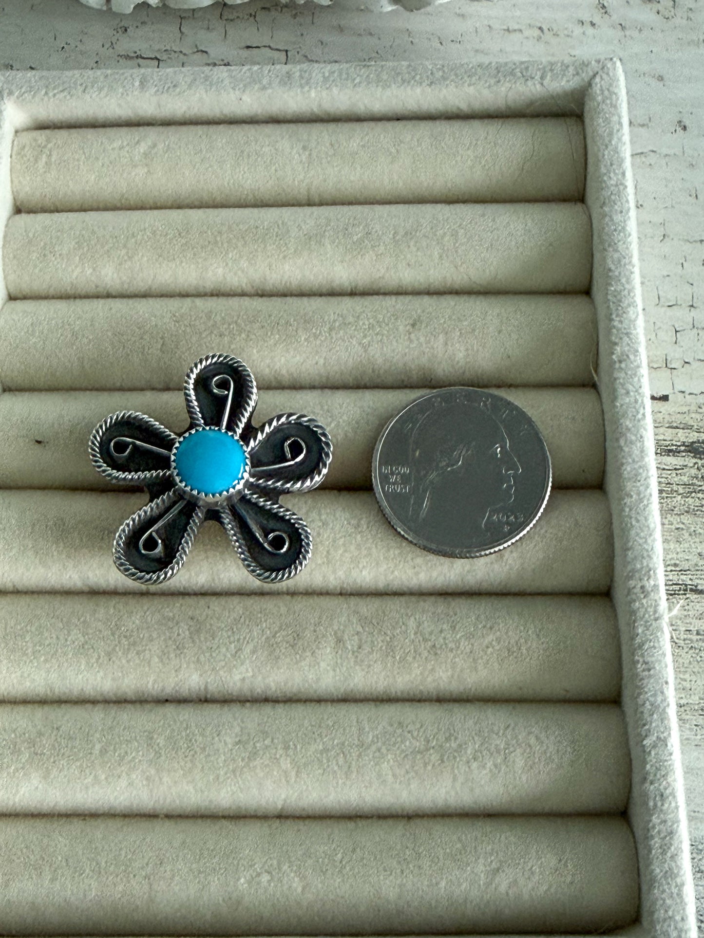 Native American Flower Turquoise Ring 8.5