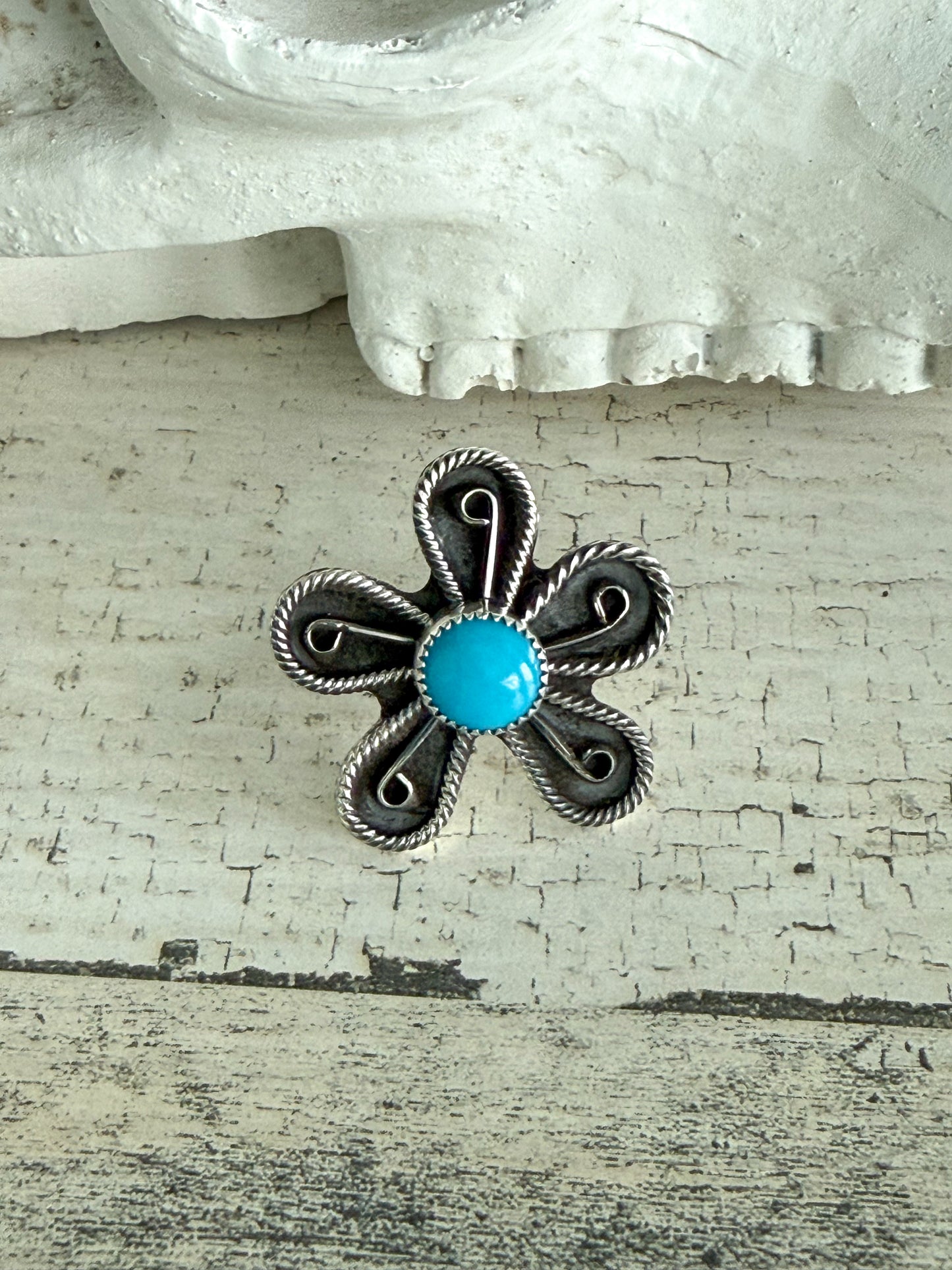 Native American Flower Turquoise Ring 8.5