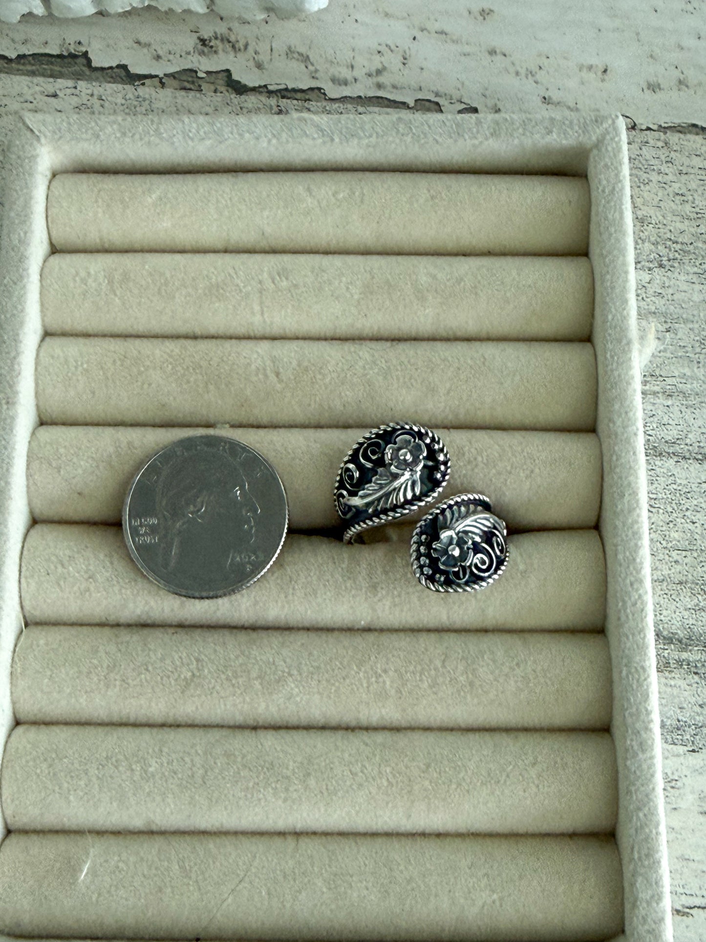Native American Sterling Leaf Adjustable Ring 9.5