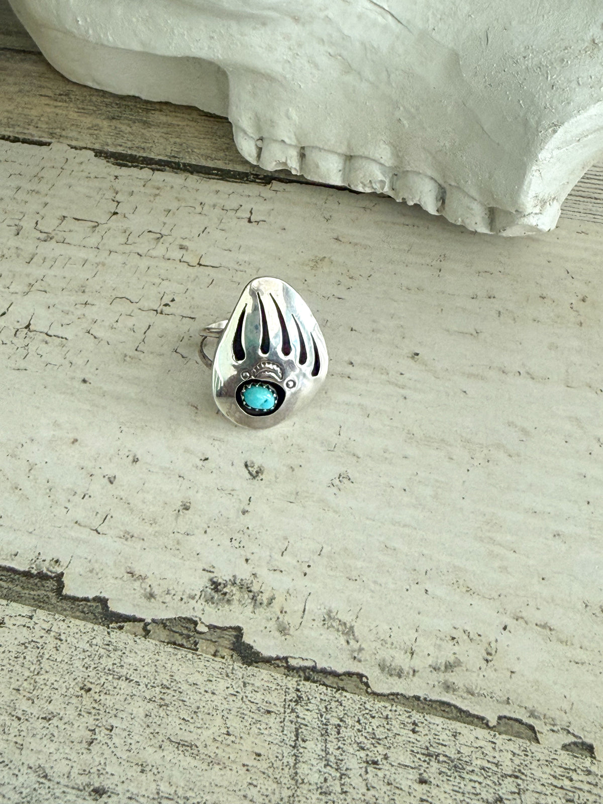Native American Badger Paw Ring 7.75