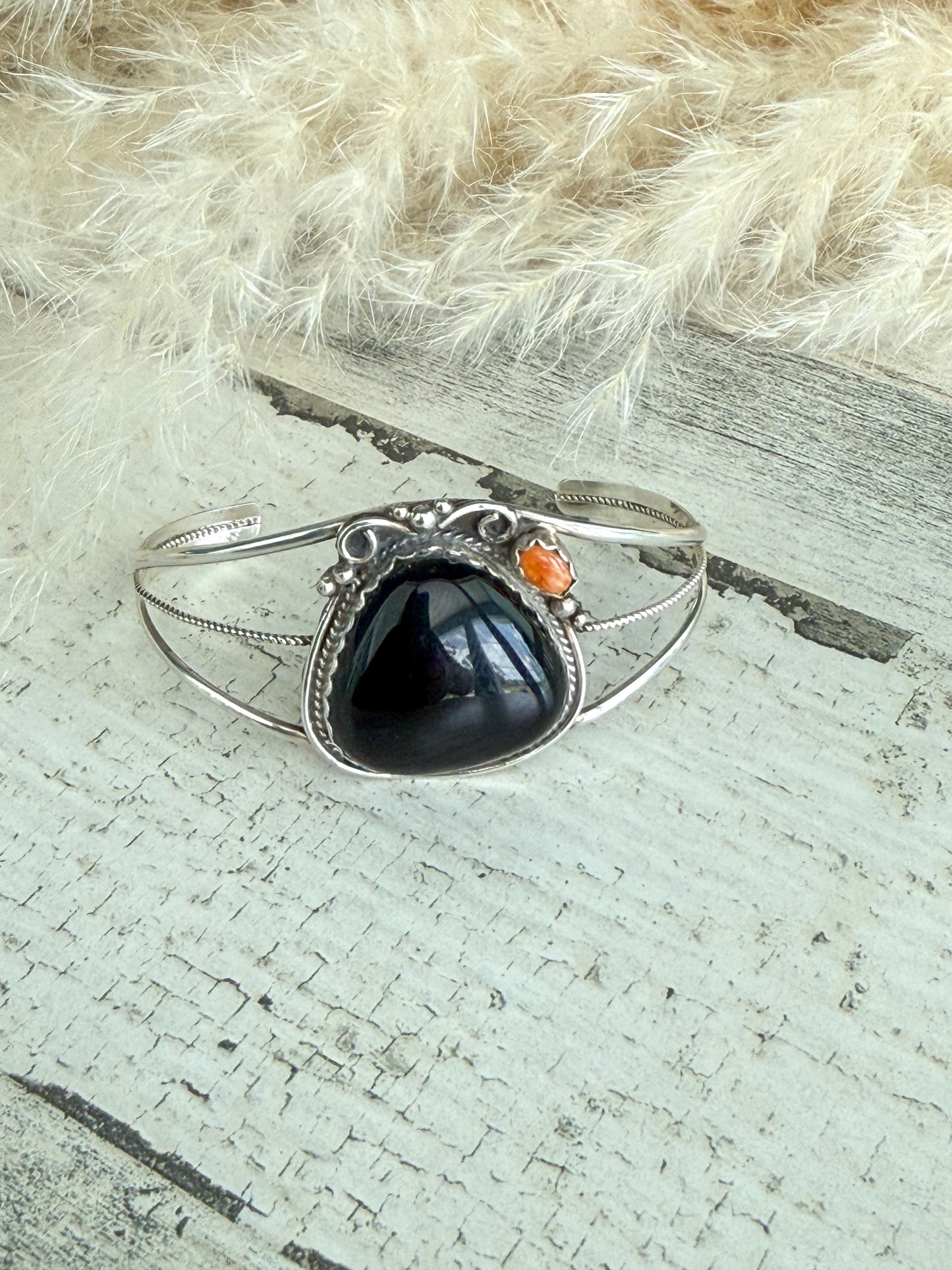 Native American Black Onyx & Orange Spiny Cuff 6.75"