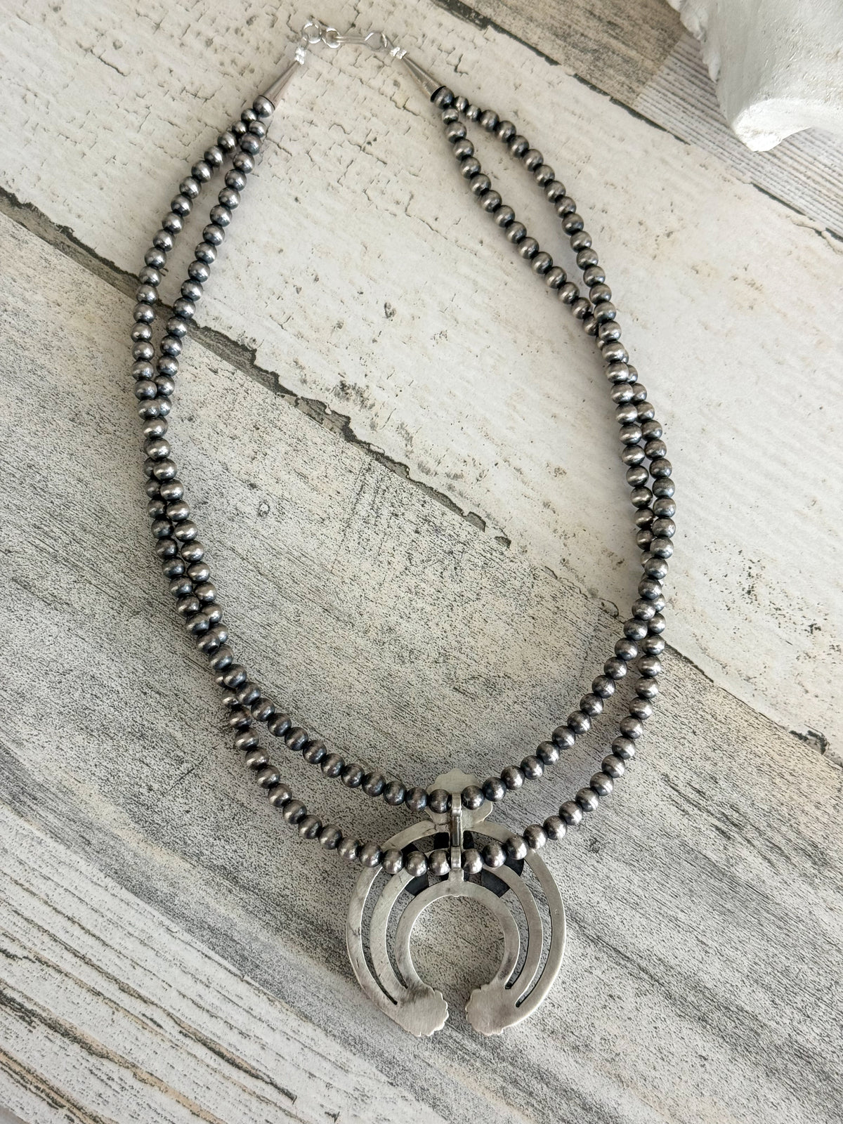 Native American Golden Hills Naja Pendant Sterling Pearl 17.5" Necklace
