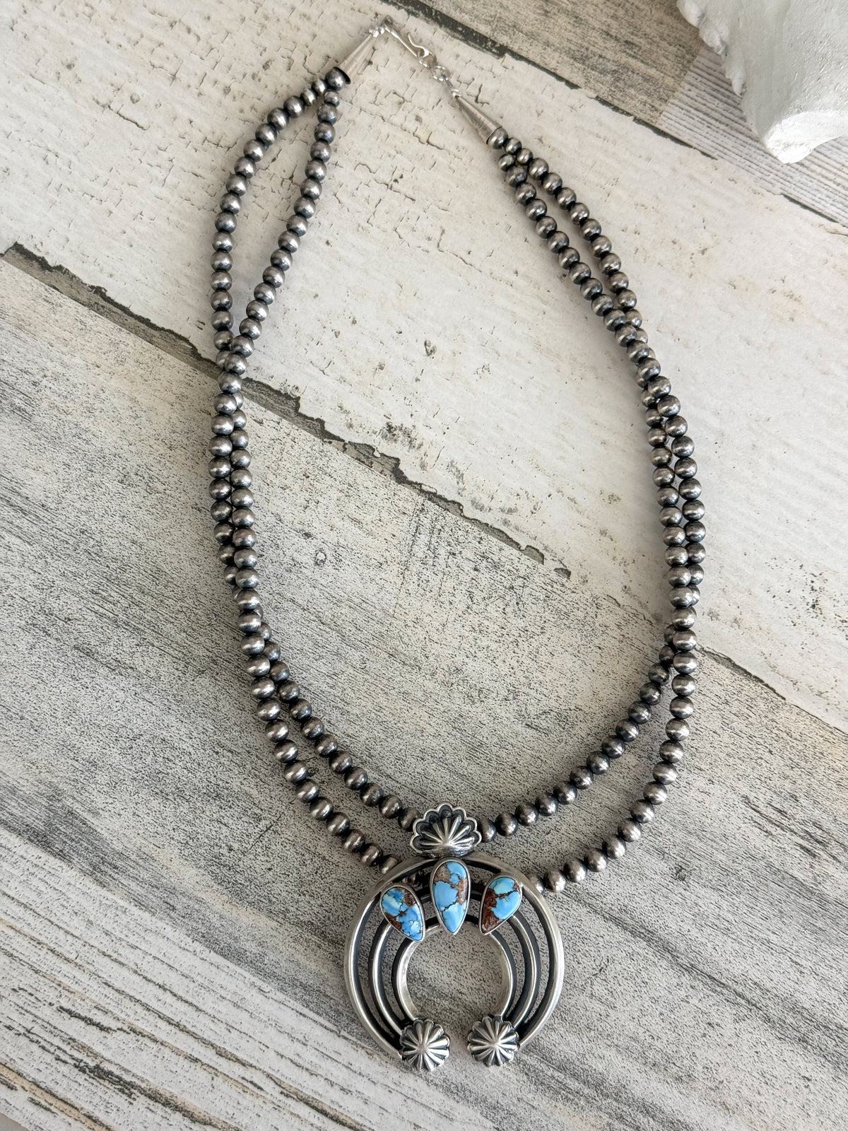 Native American Golden Hills Naja Pendant Sterling Pearl 17.5" Necklace