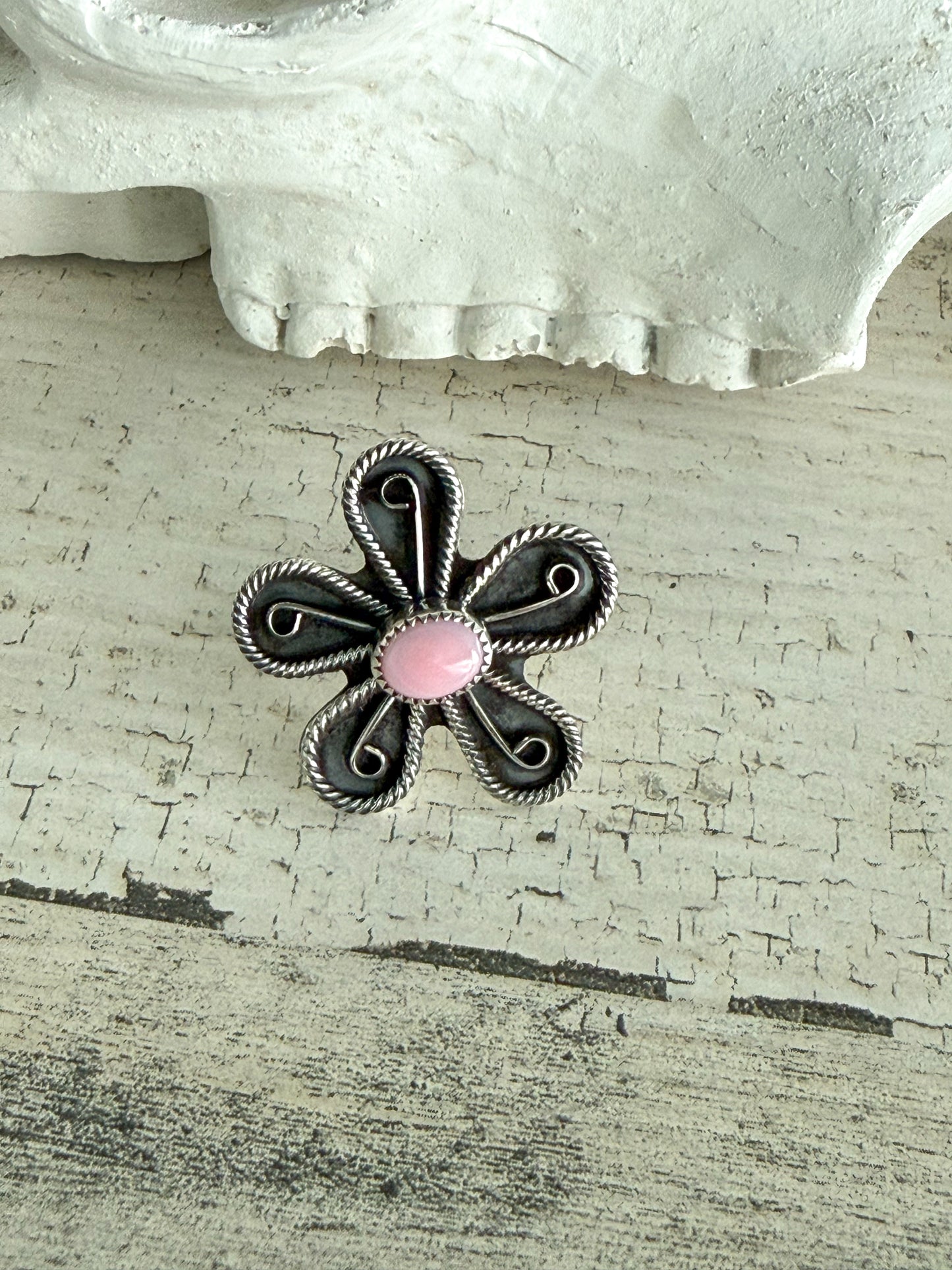 Native American Flower Pink Conch Ring 8