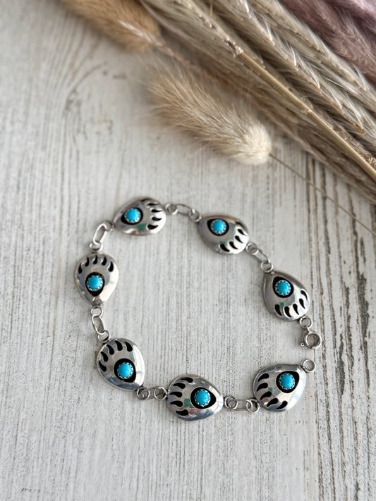 Native American Bear Paw Turquoise Bracelet 8"