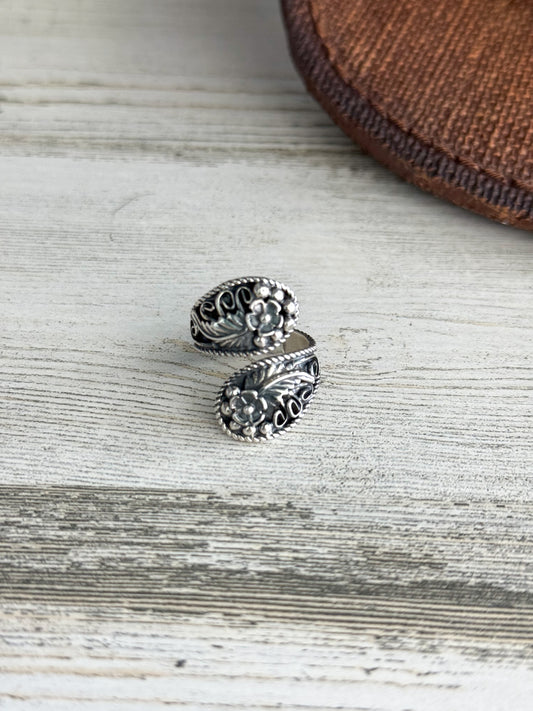 Native American Sterling Leaf Adjustable 7 Ring